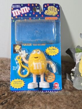 M&M'S Yellow Clip-Along Character Keychain
